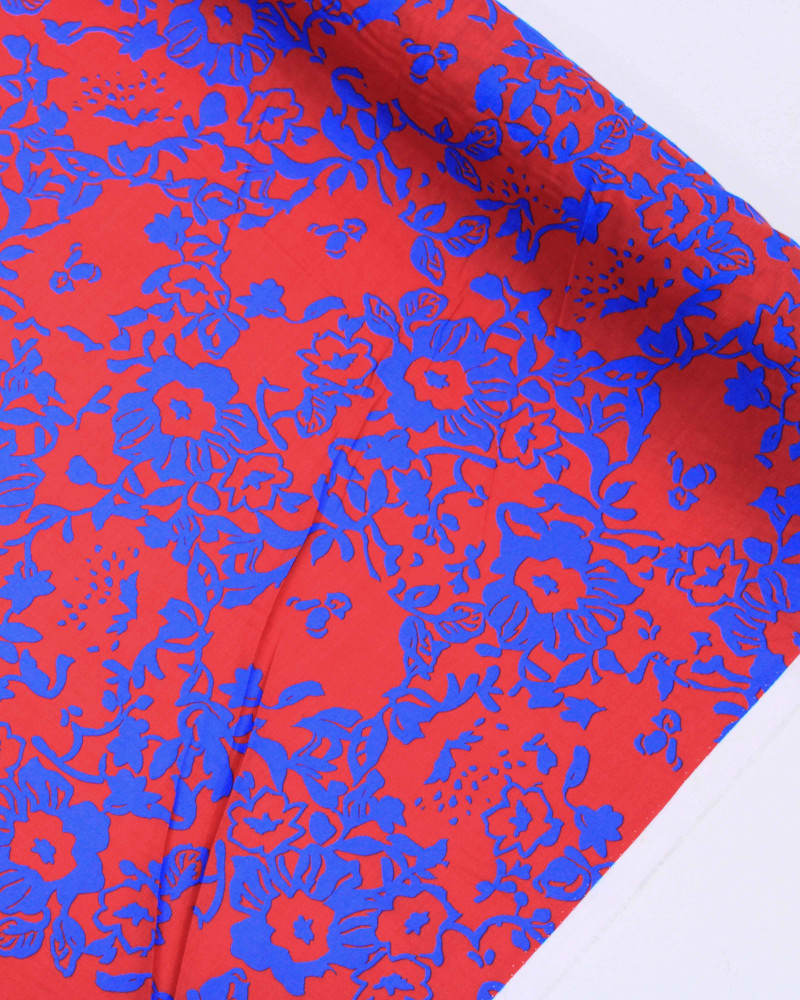 Tecido Tricoline Italiano Campo Floral Abstrato Azul e Vermelho