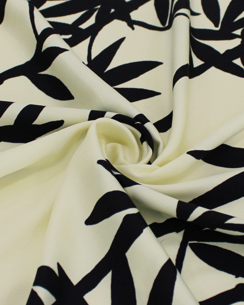 Tecido Viscose Italiano Bambuzais Preto e Creme