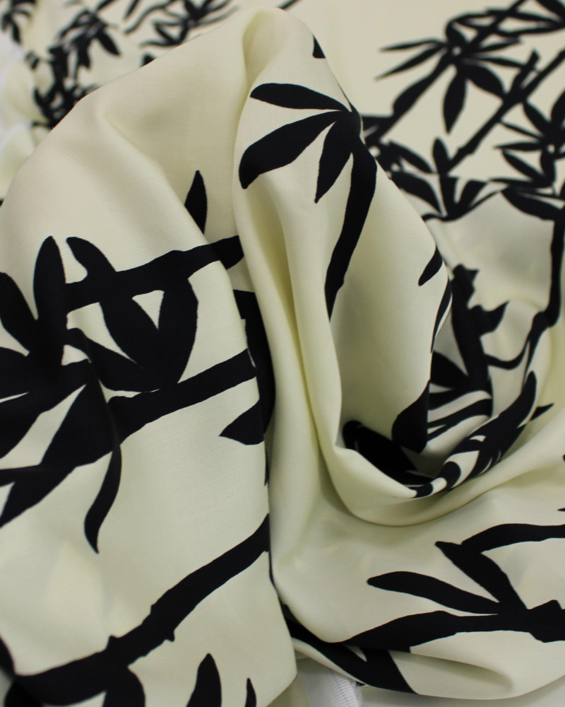 Tecido Viscose Italiano Bambuzais Preto e Creme