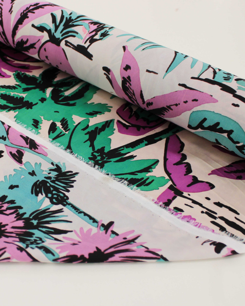 Tecido Crepe Silk Italiano Estampa Tropical Abstrata Verde, Roxo e Rosé