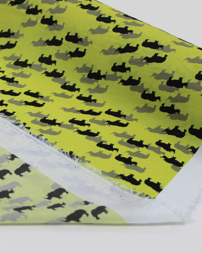 Tecido Crepe Salinas Italiano Rinocerontes Cinza, Preto e Amarelo