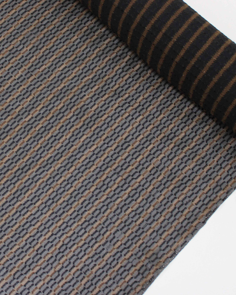 Tecido Crepe Chiffon Brocado Italiano Listrado Capuccino e Preto