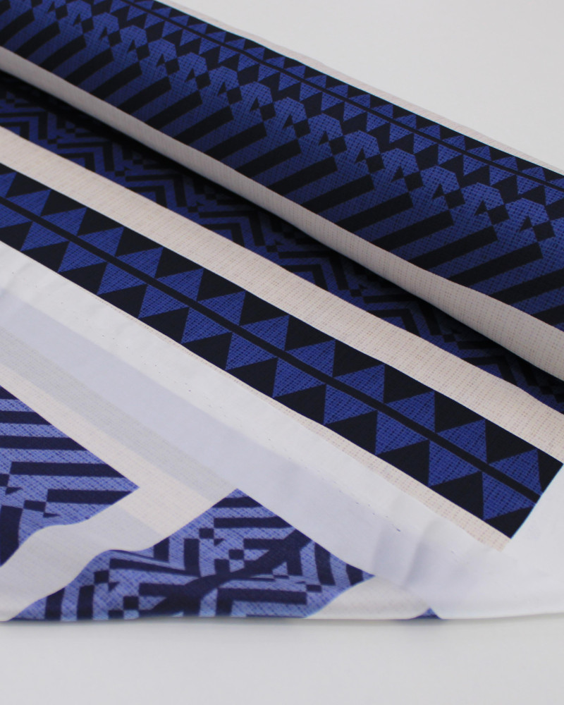 Tecido Crepe Silk Italiano Listras Estampadas Tons de Azul e Bege