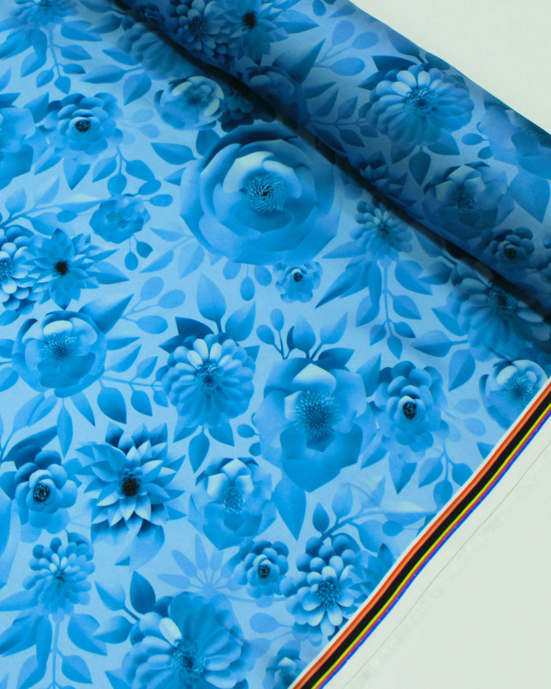 Tecido Viscose Acetinada Tapete Floral Tons de Azul