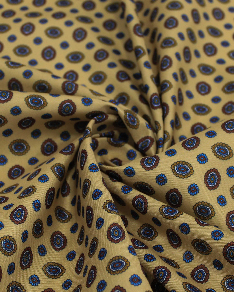 Tecido Crepe Silk Italiano Estampa Micro Geométrica Vermelho, Azul e Palha