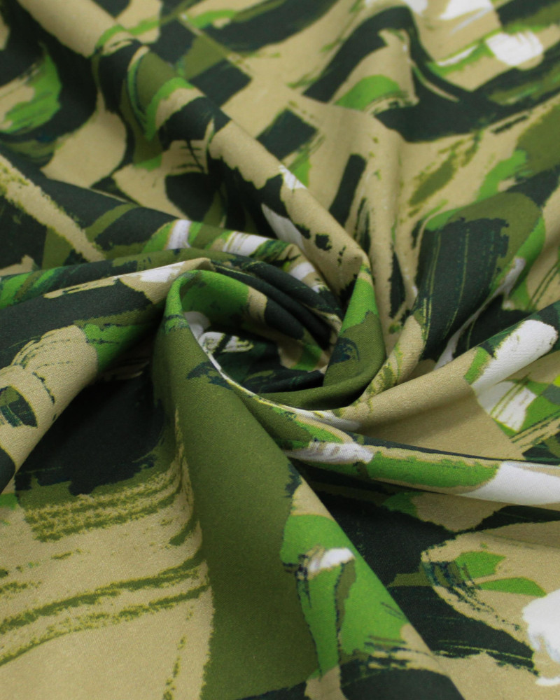 Tecido Viscose Italiano Pinceladas Abstratas Branco, Bege e Tons de Verde