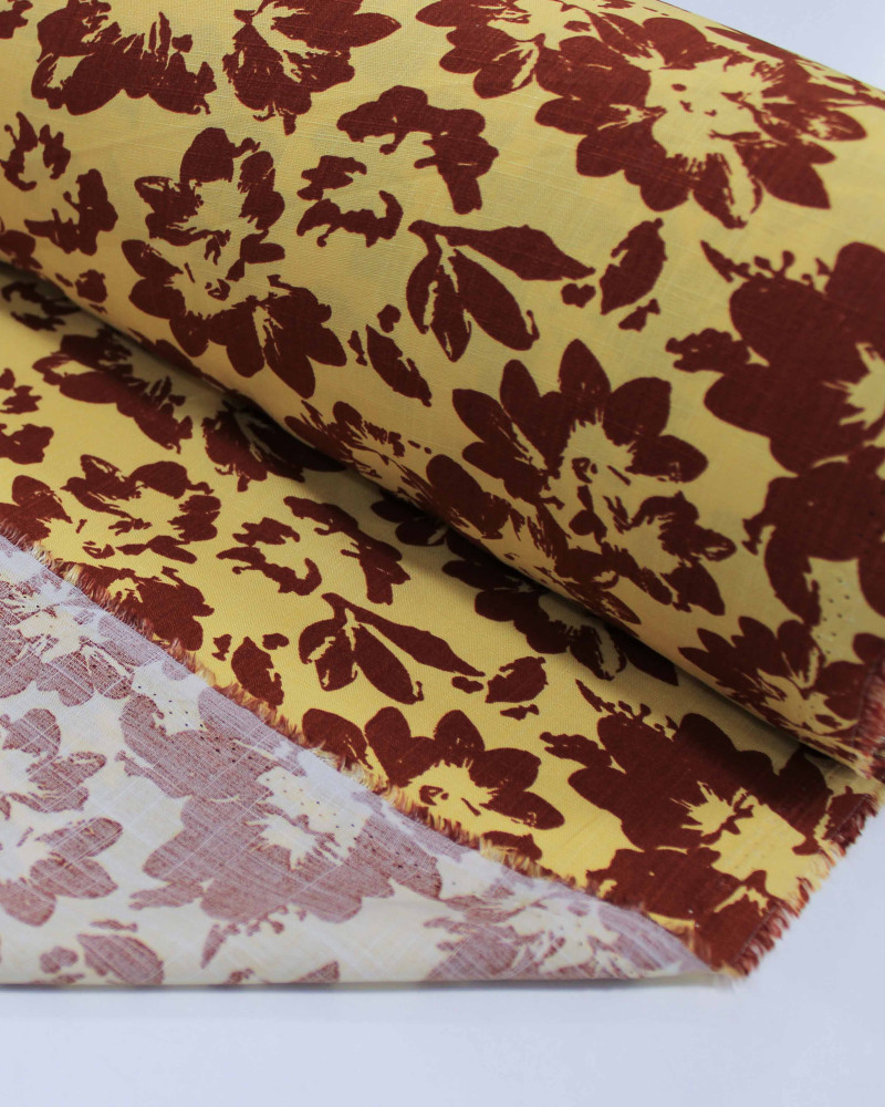 Tecido Viscose Texturizada Tapete Floral Abstrato Marrom e Amarelo
