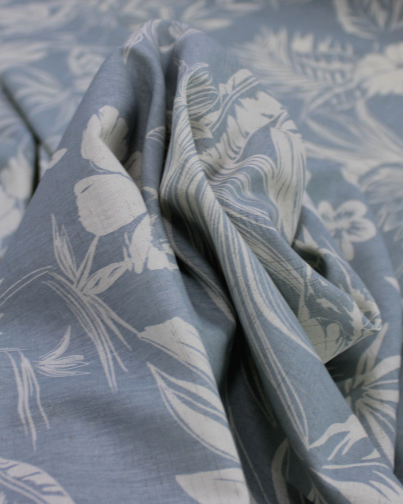 Tecido Linho Misto Camisaria Folhagens e Flores Offwhie e Azul Cinza Ártico