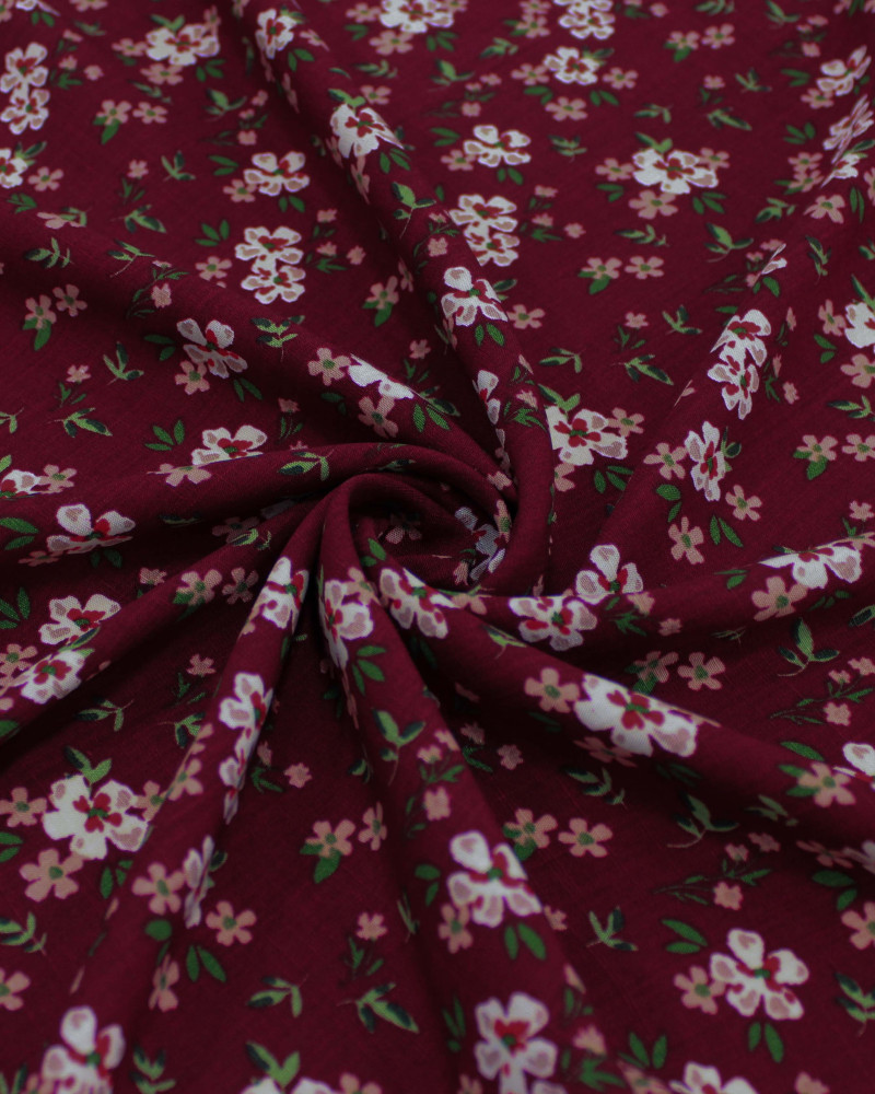 Tecido Viscose Texturizada Micro Tapete Floral Colorido e Vermelho Carmim