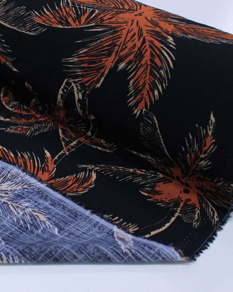 Tecido Viscose Texturizada Palmeiras Marrom Claro, Bege e Preto