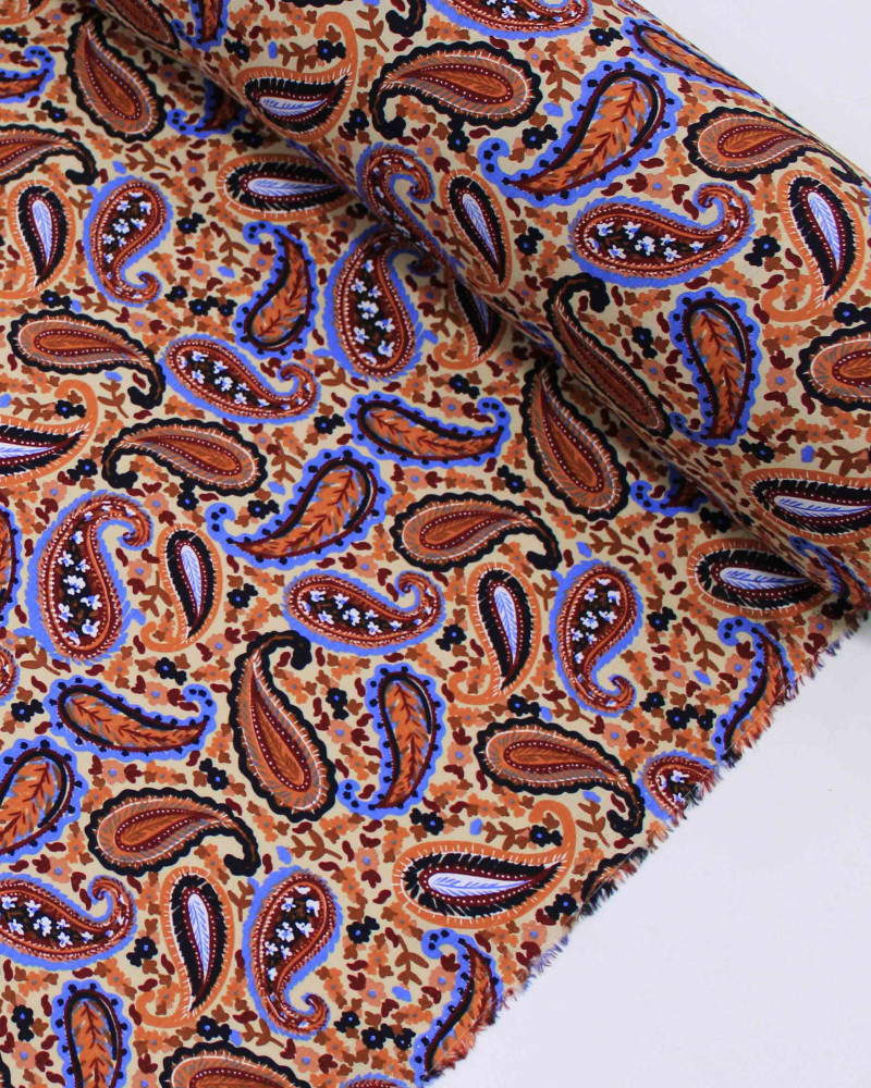 Tecido Viscose Texturizada Estampa Paisley Colorido e Bege
