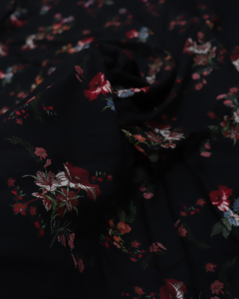 Tecido Viscose Texturizada Buquê Floral Colorido e Preto