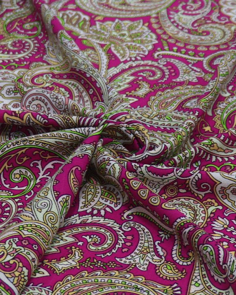 Tecido Viscose Texturizada Estampa Boho Verde e Rosa