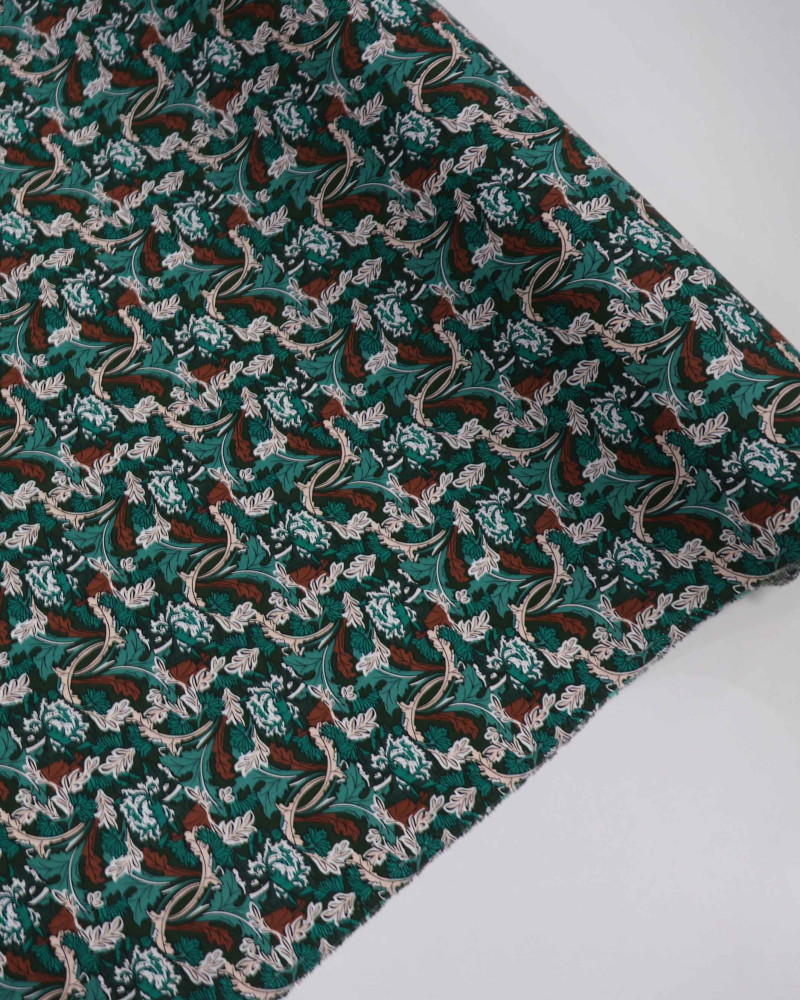 Tecido Viscose Texturizada Folhas Diversas Marrom e Tons de Verde