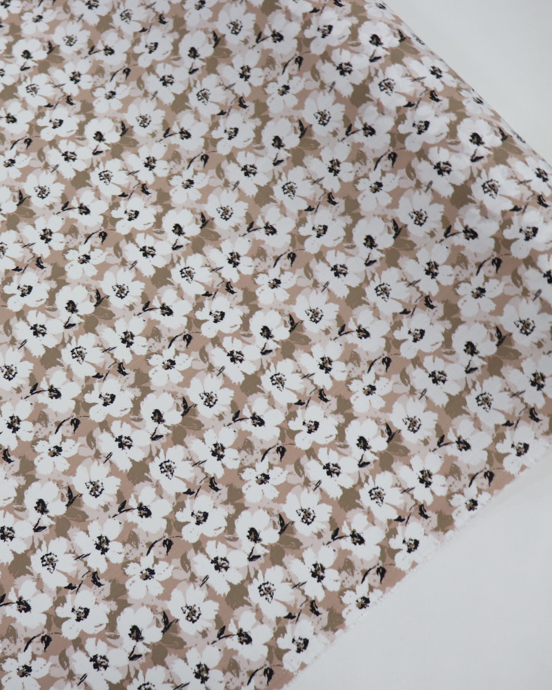 Tecido Viscose Texturizada Tapete Floral Branco e Nude