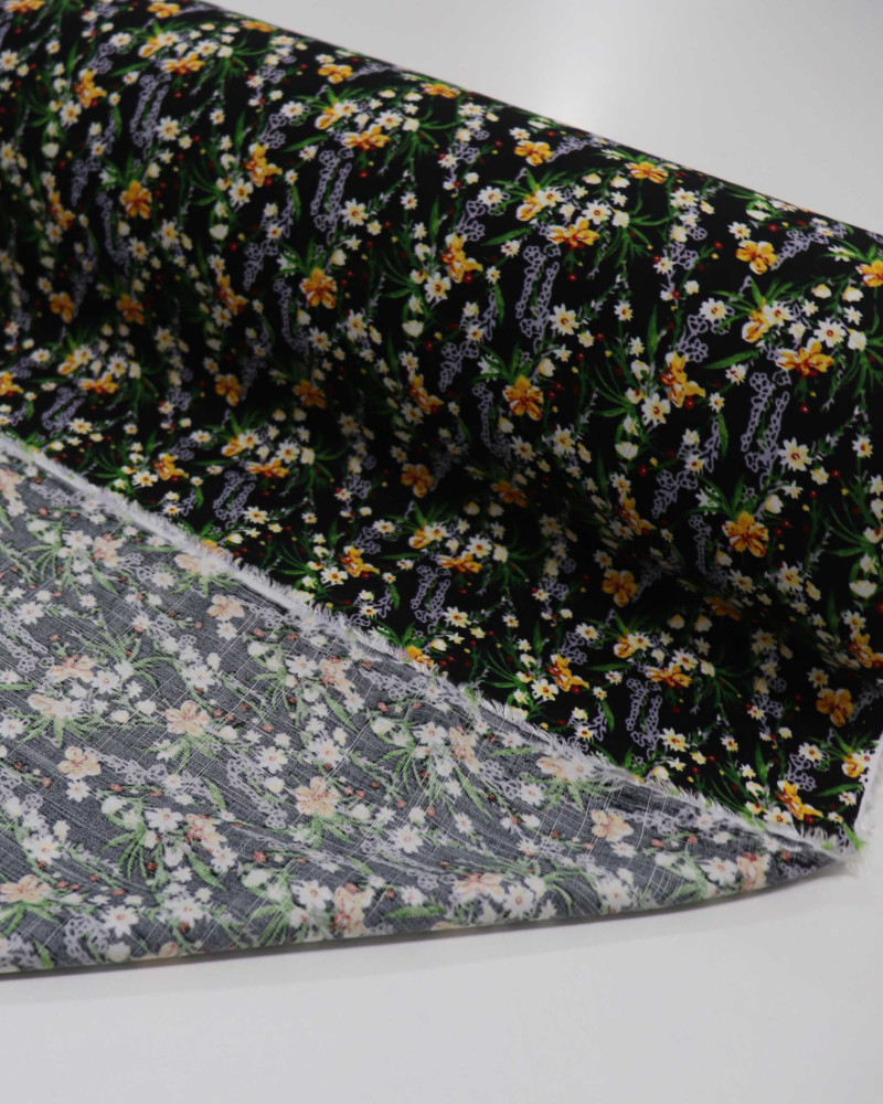 Tecido Viscose Texturizada Micro Buquê Floral Amarelo e Preto