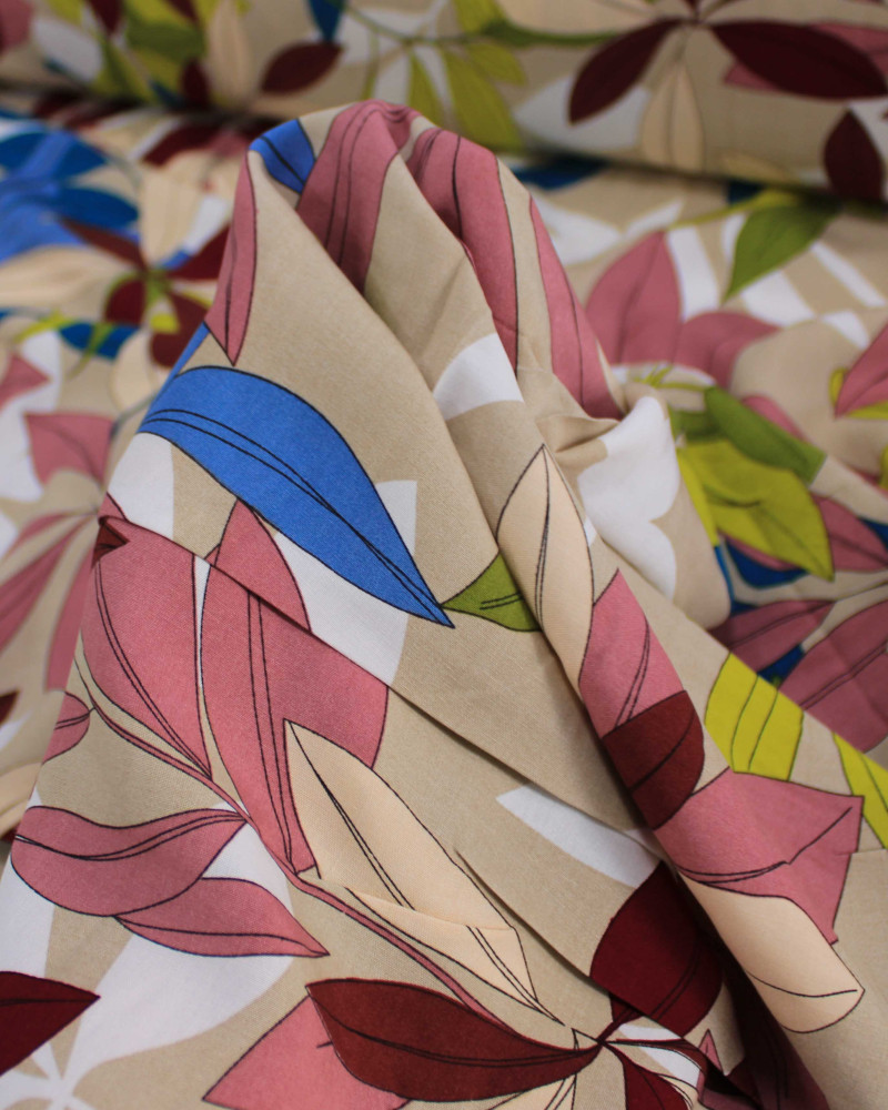 Tecido Viscose Folhagens Colorido e Bege