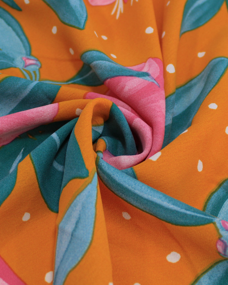Tecido Crepe Koshibo Pingos Irregulares e Macro Flores Rosa, Verde e laranja