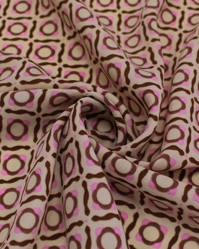 Tecido Crepe Chiffon Grosso Estampa Multi Geométrica Marrom, Rosa e Bege
