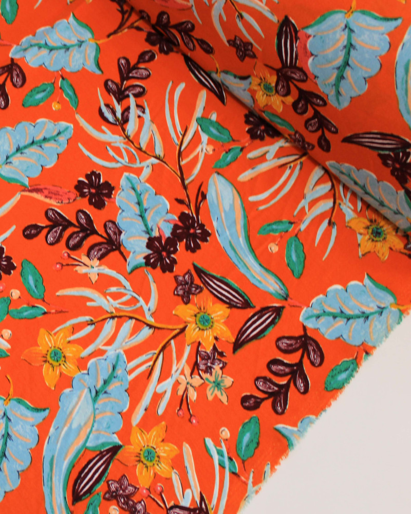 Tecido Crepe Koshibo Ramos e Flores Colorido e Laranja