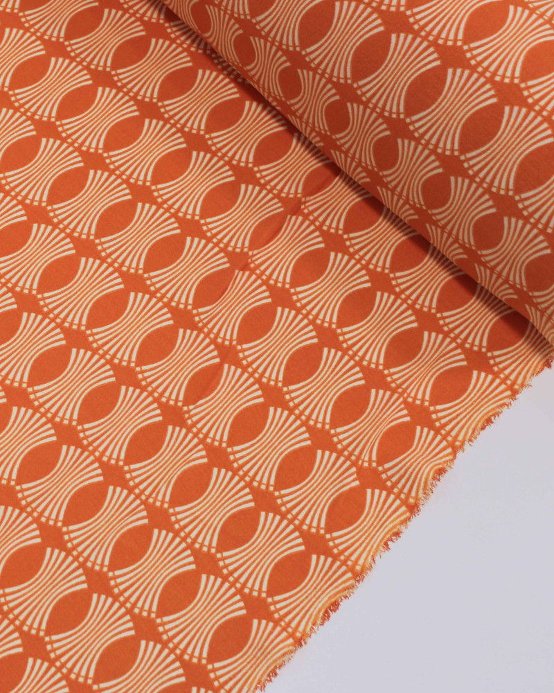 Tecido Crepe Koshibo Estampa Geométrica Creme e Laranja