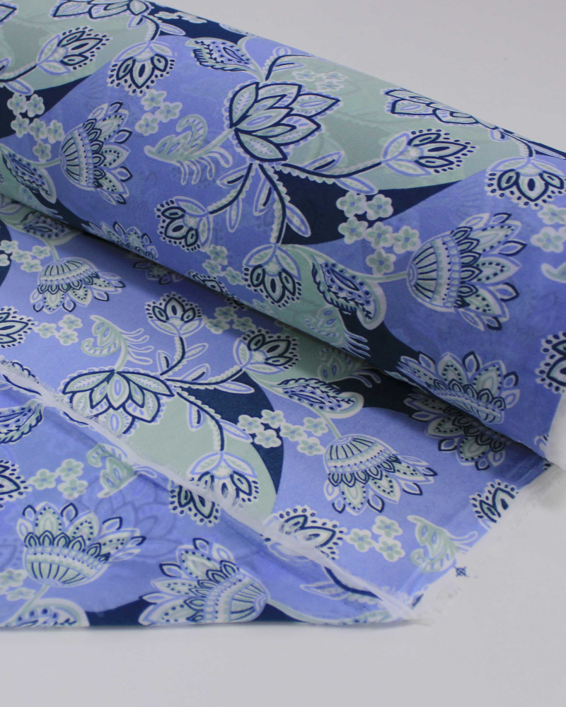 Tecido Crepe Chiffon Grosso Flores em Arabesco Tons Frios