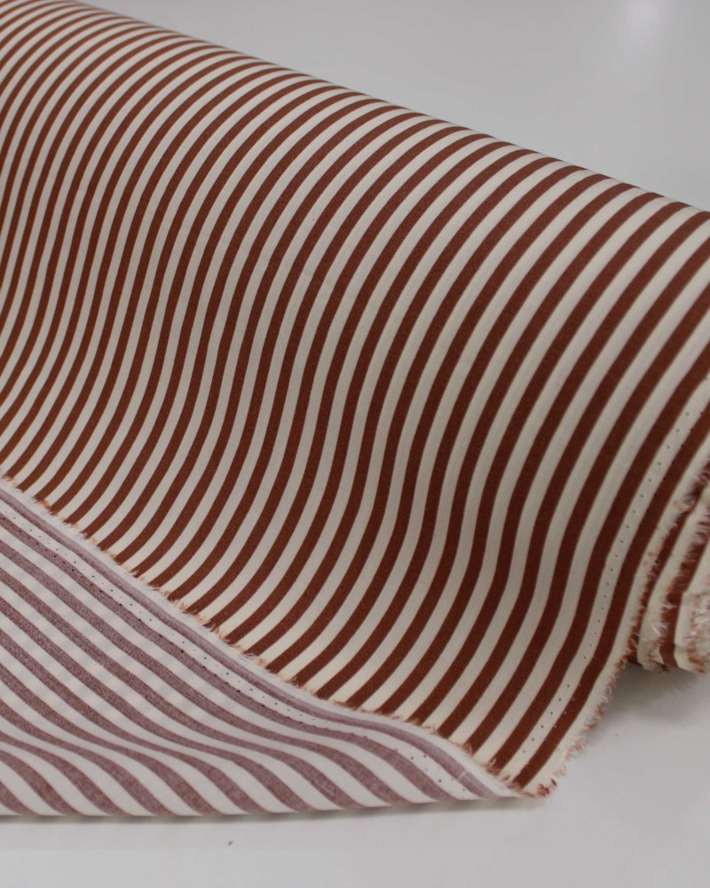 Tecido Viscose Listrado Creme e Castanho