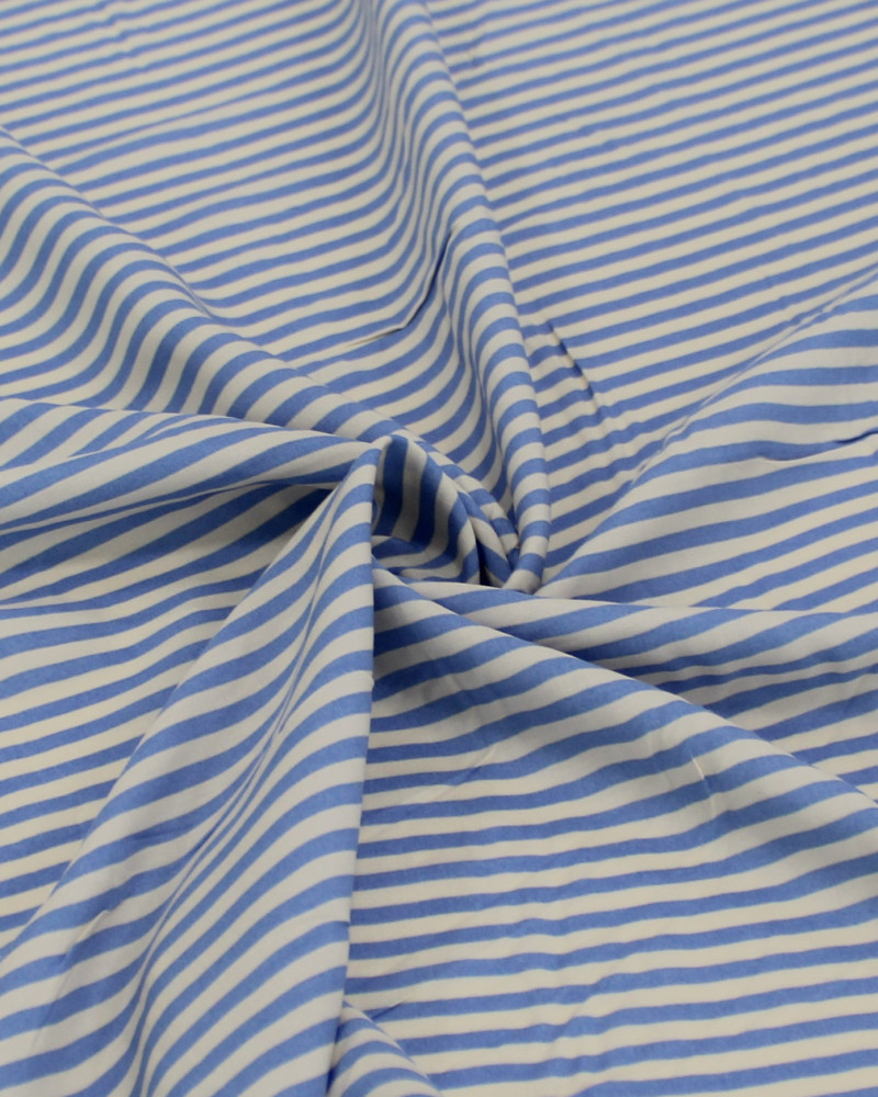 Tecido Viscose Listrado Azul e Offwhite