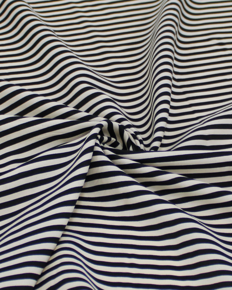 Tecido Viscose Listrado Preto e Creme