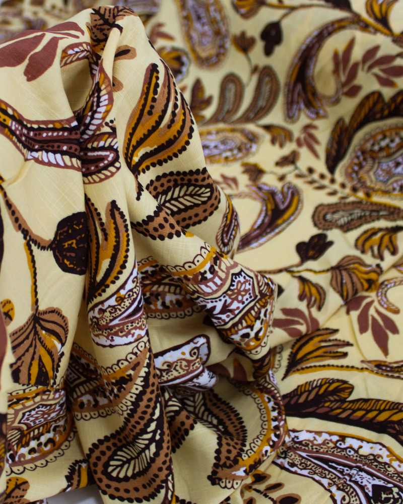 Tecido Viscose Texturizada Macro Ramos em Cashmere Marrom e Amarelo