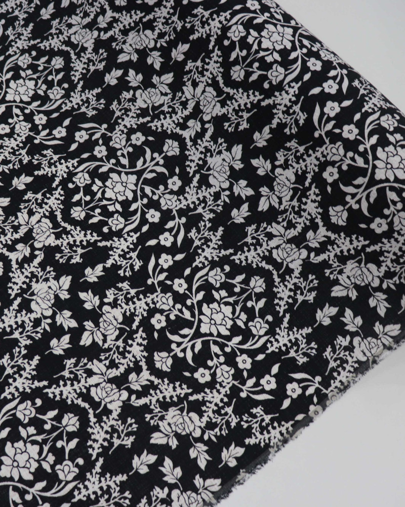 Tecido Linho Misto Estampado Arabesco Floral Branco e Preto Mescla