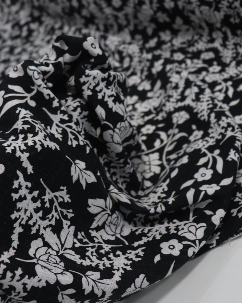 Tecido Linho Misto Estampado Arabesco Floral Branco e Preto Mescla