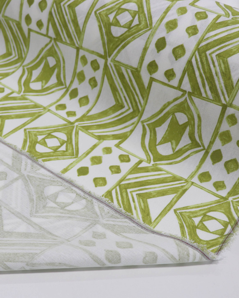 Tecido Linho Misto Estampado Multi Estampa Verde Abacate e Branco