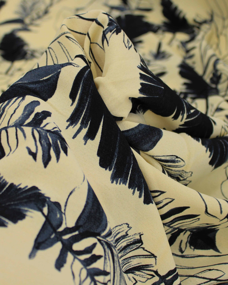 Tecido Crepe Koshibo Folhas Pretas e Creme