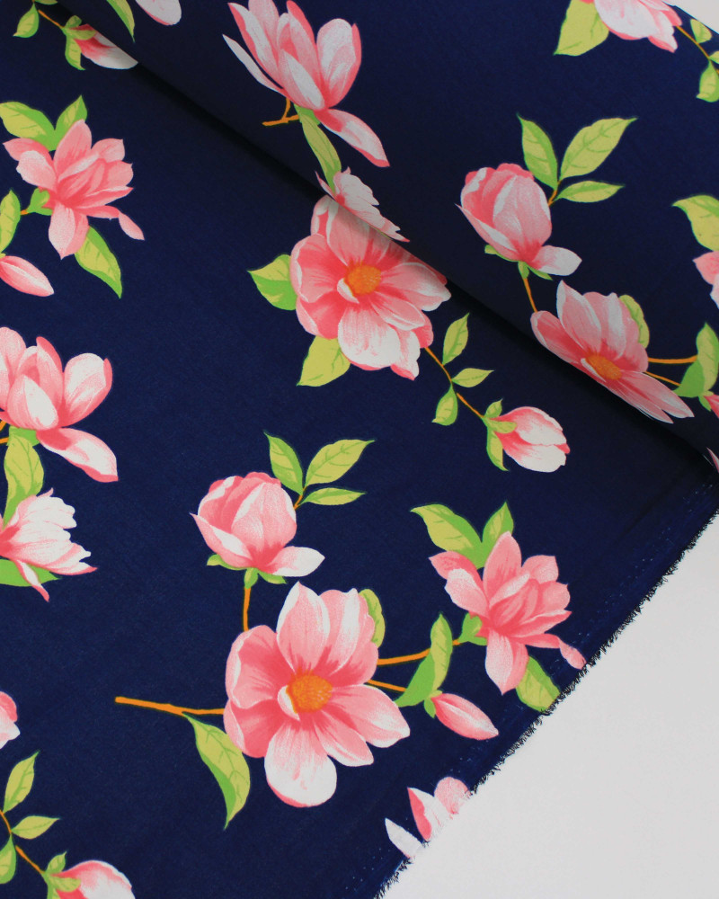 Tecido Crepe Koshibo Macro Flores Verde, Rosa e Azul Marinho