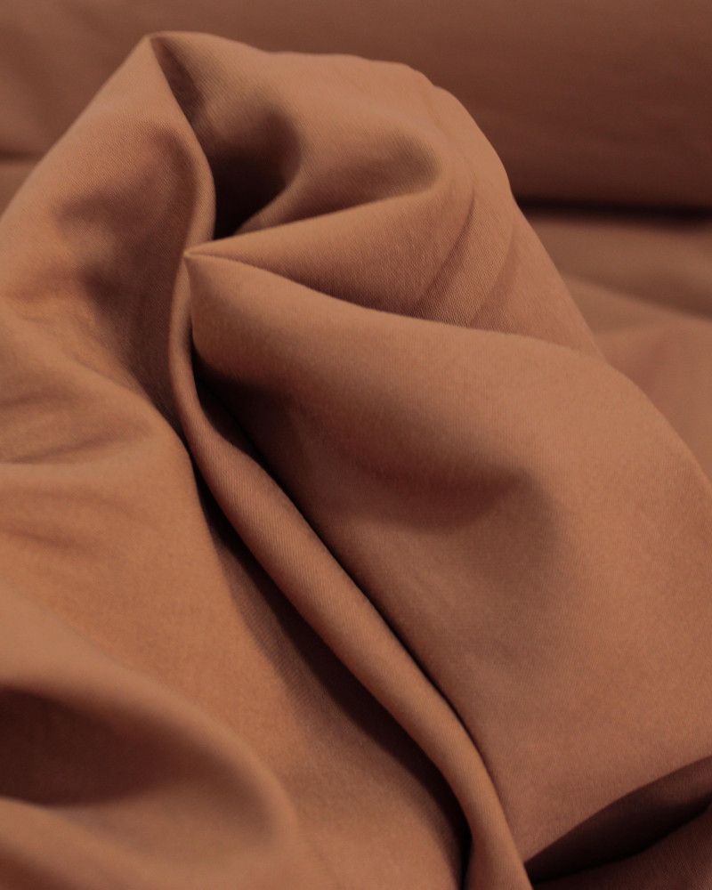 Tecido Alfaiataria de Viscose Castanho Claro