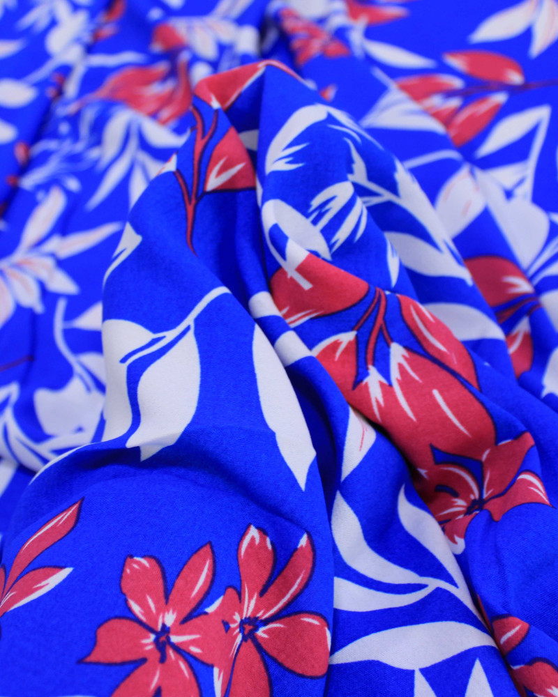Tecido Crepe Koshibo Macro Ramos Vermelho, Branco e Azul