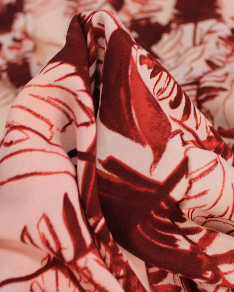 Tecido Crepe Koshibo Folhagens Marsala e Salmão