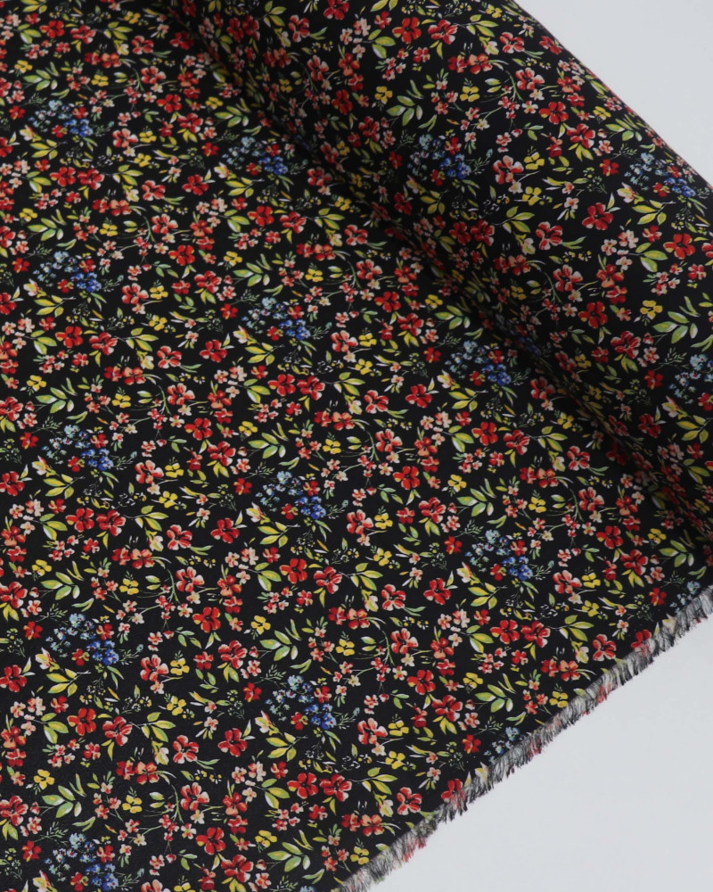 Tecido Crepe Koshibo Leve Tapete Floral Colorido e Preto