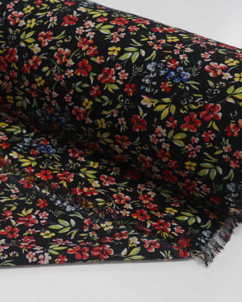 Tecido Crepe Koshibo Leve Tapete Floral Colorido e Preto