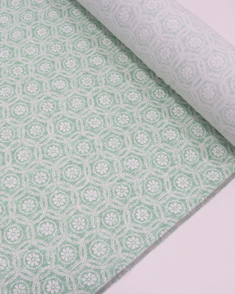 Tecido Linho Misto Estampado Mandalas e Flores Branco e Verde Menta