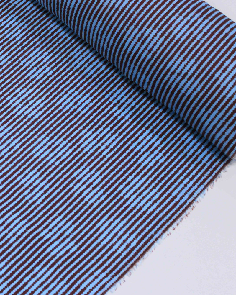 Tecido Viscose Texturizada Campo Floral Abstrato em Listras Pontilhadas Marrom e Azul