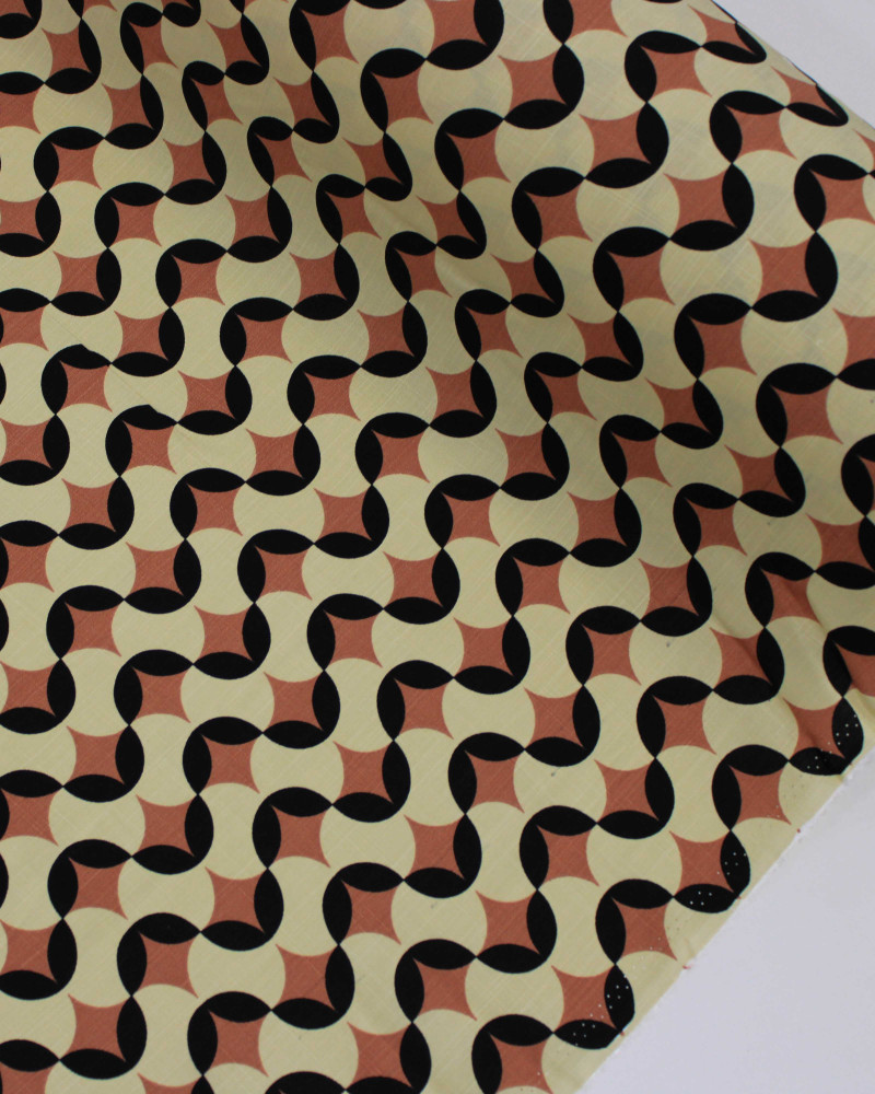 Tecido Viscose Texturizada Poá Estampado Preto, Creme e Castanho