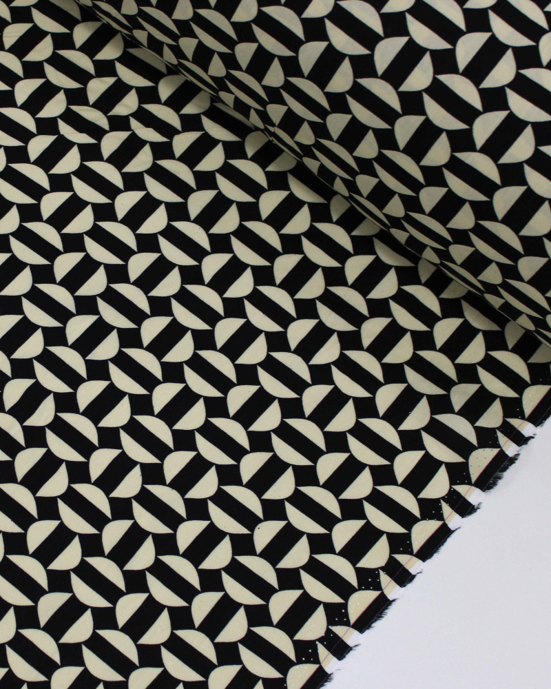 Tecido Viscose Semi Círculos Creme e Preto