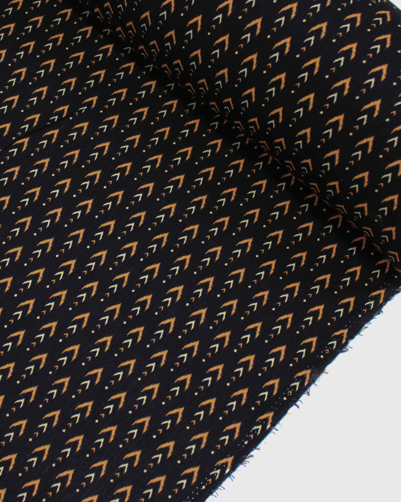 Tecido Viscose Texturizada Micro Estampa Étnica Creme, Argila e Preto