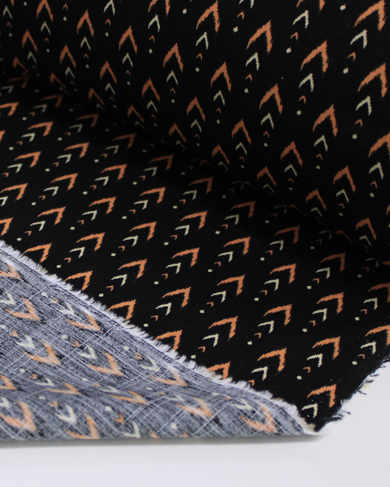 Tecido Viscose Texturizada Micro Estampa Étnica Creme, Argila e Preto