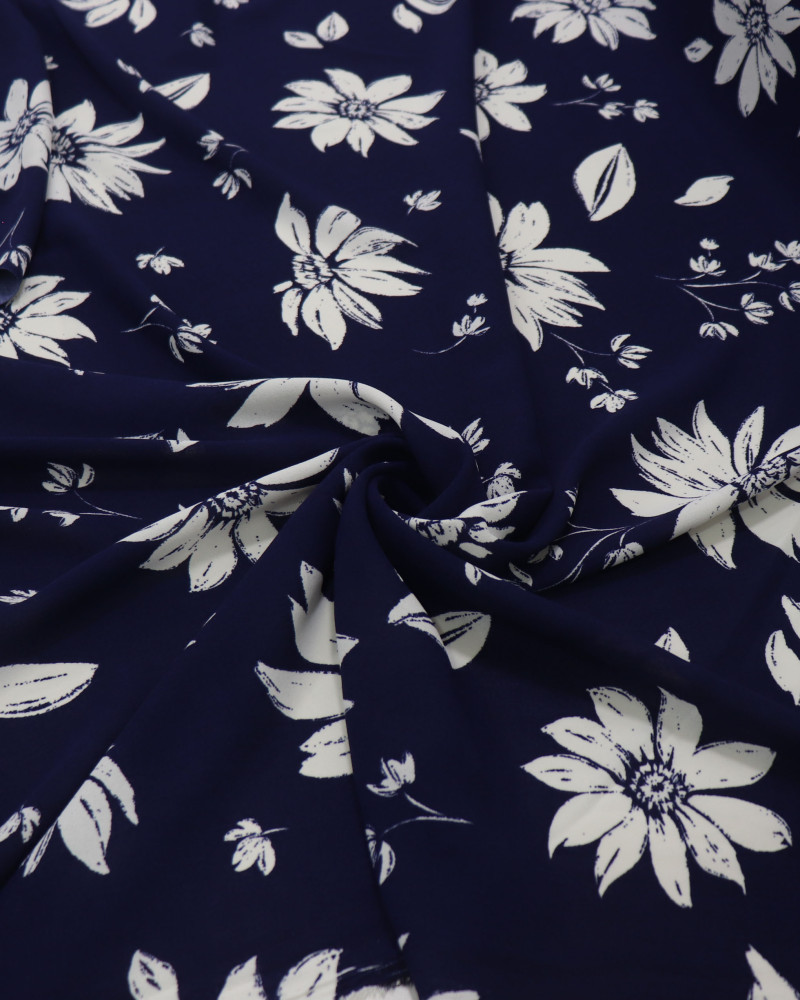 Tecido Crepe Koshibo Leve Margaridas Branco e Azul Marinho