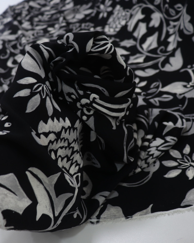 Tecido Crepe Koshibo Leve Multi Floral Offwhite, Tons de Cinza e Preto