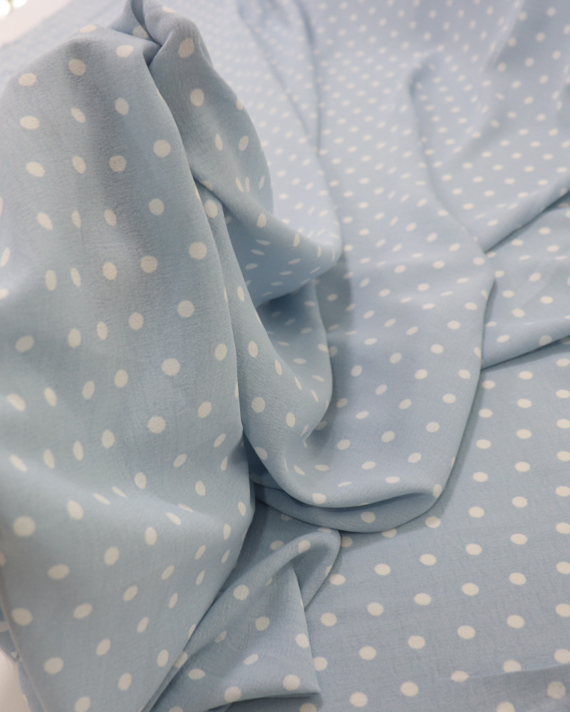 Tecido Crepe Koshibo Poá Branco e Azul Bebê