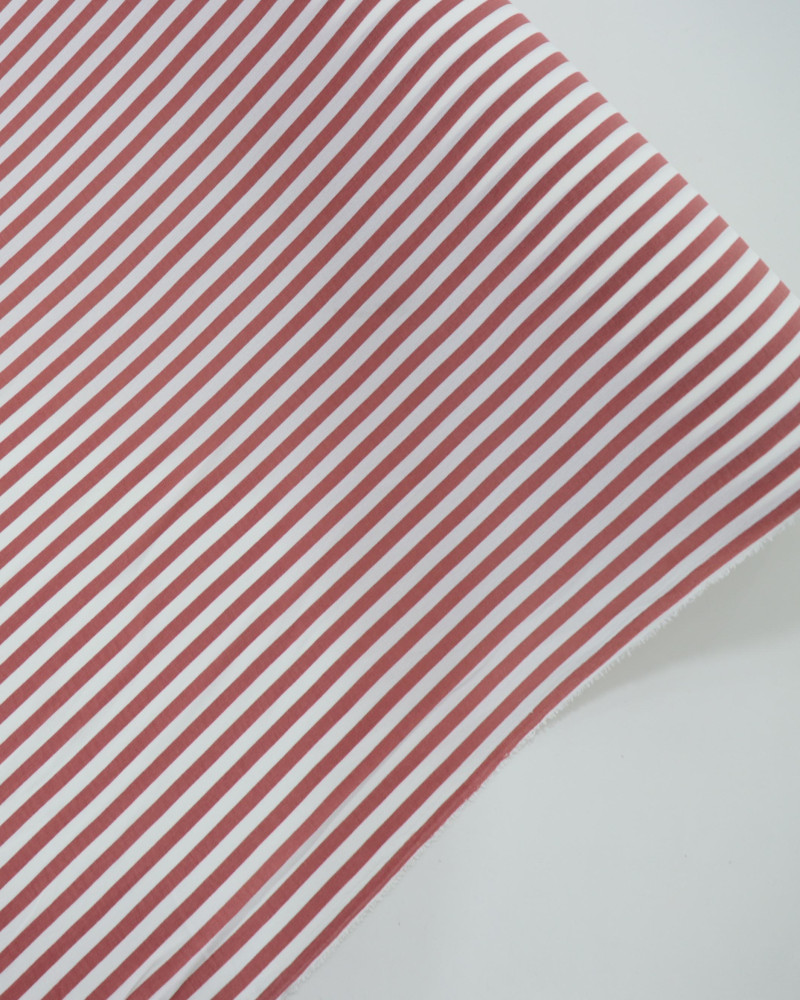 Tecido Crepe Koshibo Leve Listrado Branco e Goiaba